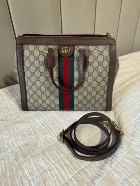 Authentic Gucci Medium Ophidia GG Supreme Tote
